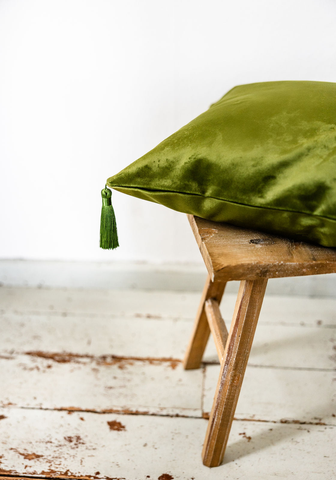 SALE-Dekokissen Grün | Premium-Samt mit Quasten